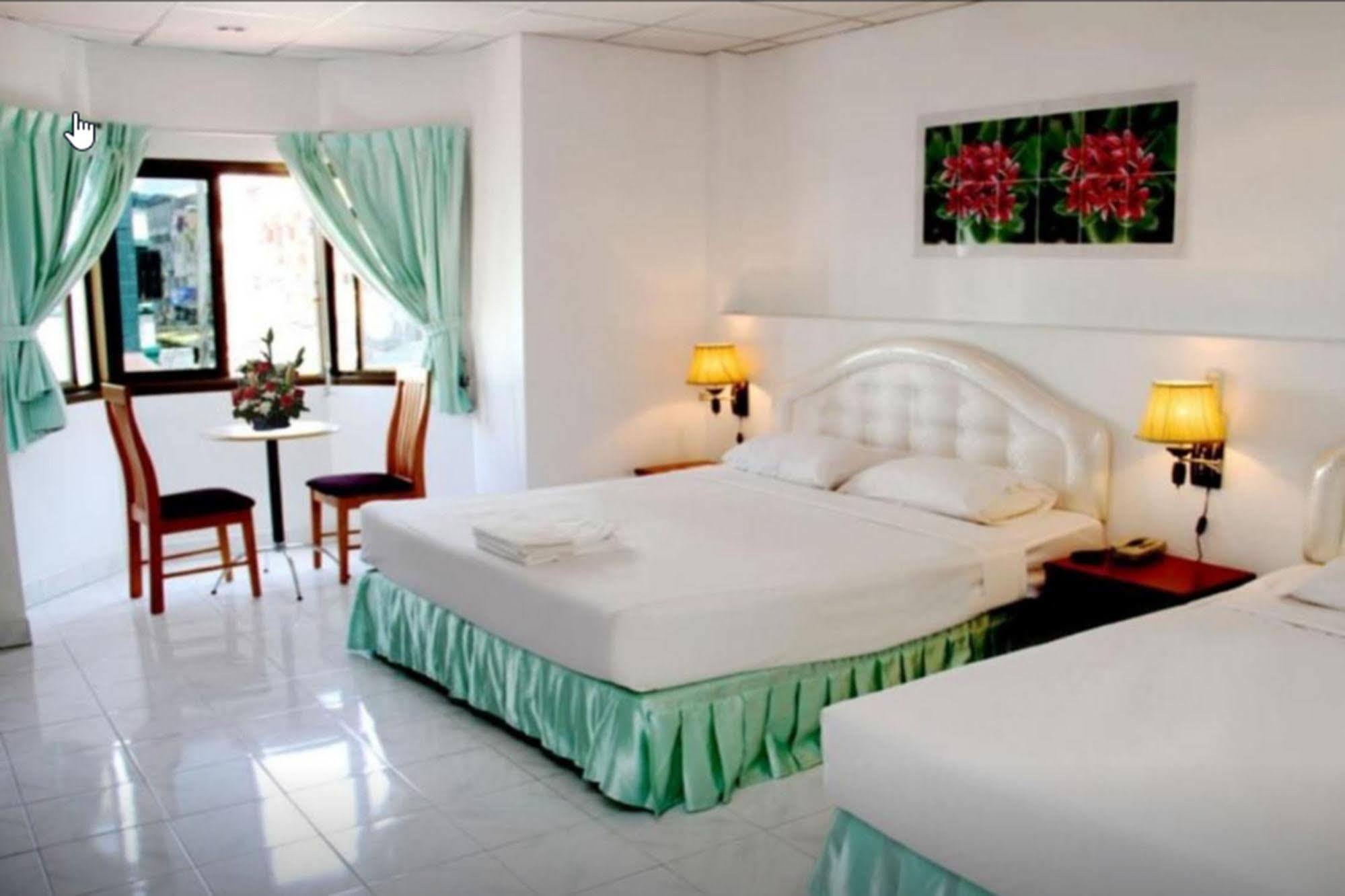 เวลคัม อินน์ กะรน Phuket ภายนอก รูปภาพ